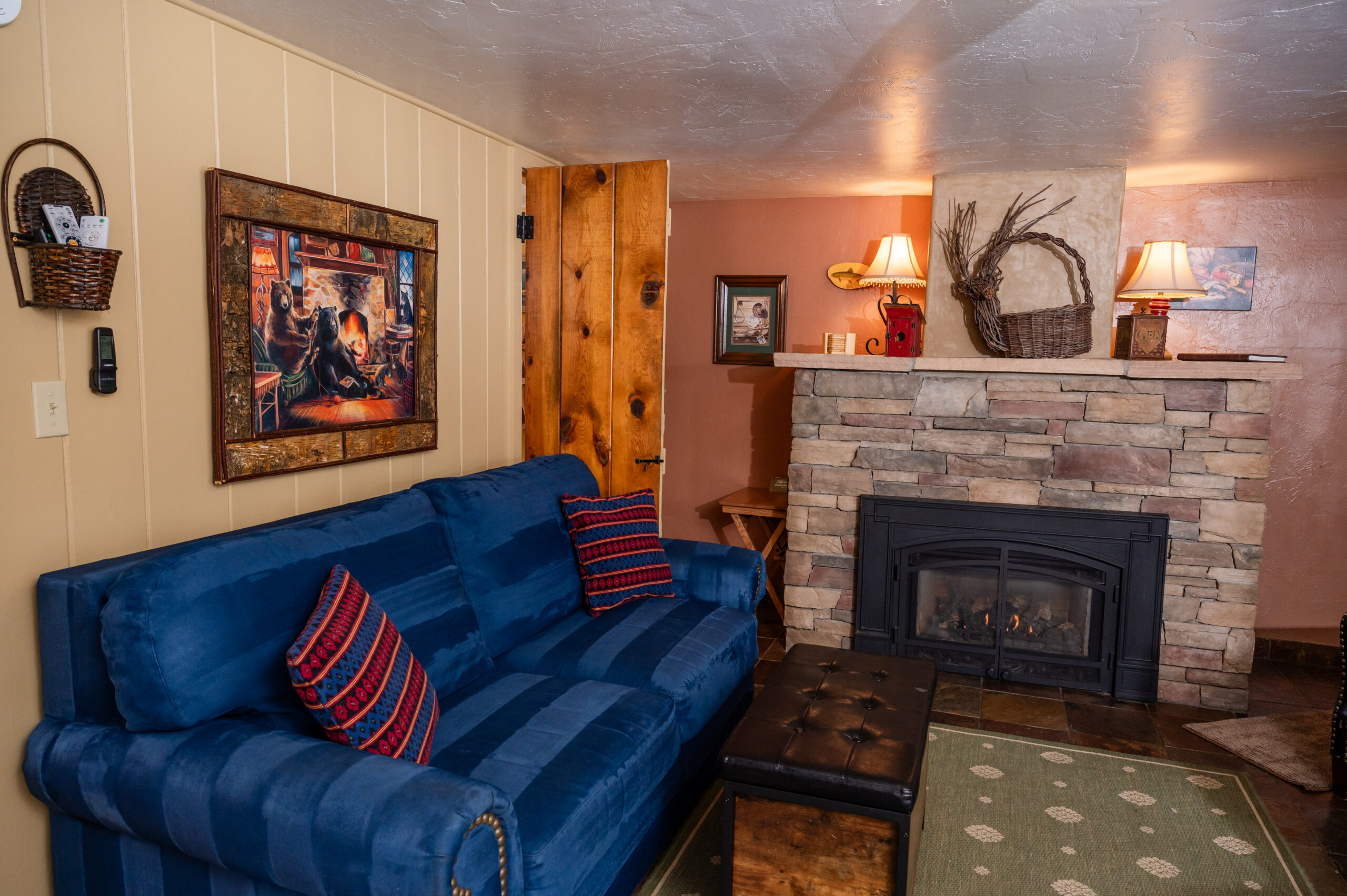 aspen sofa fireplace