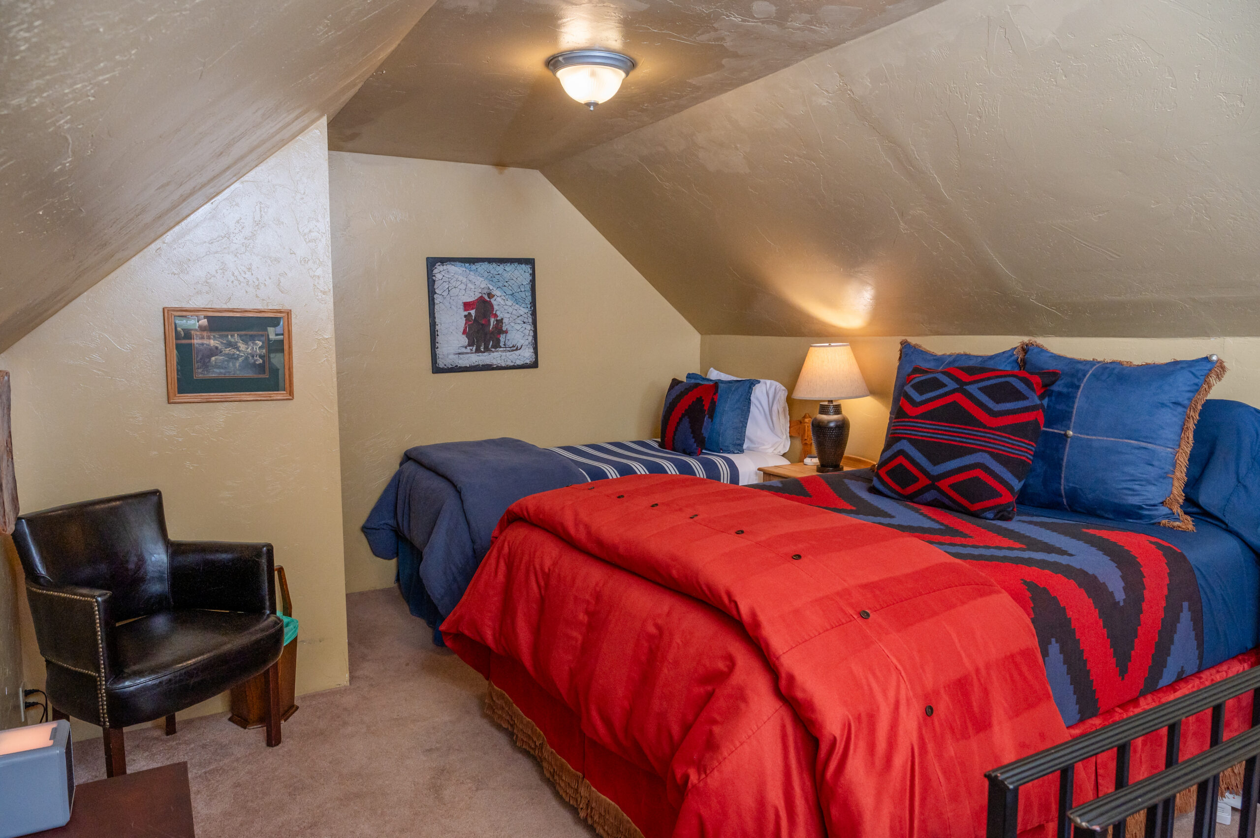 bluespruce bedroom2