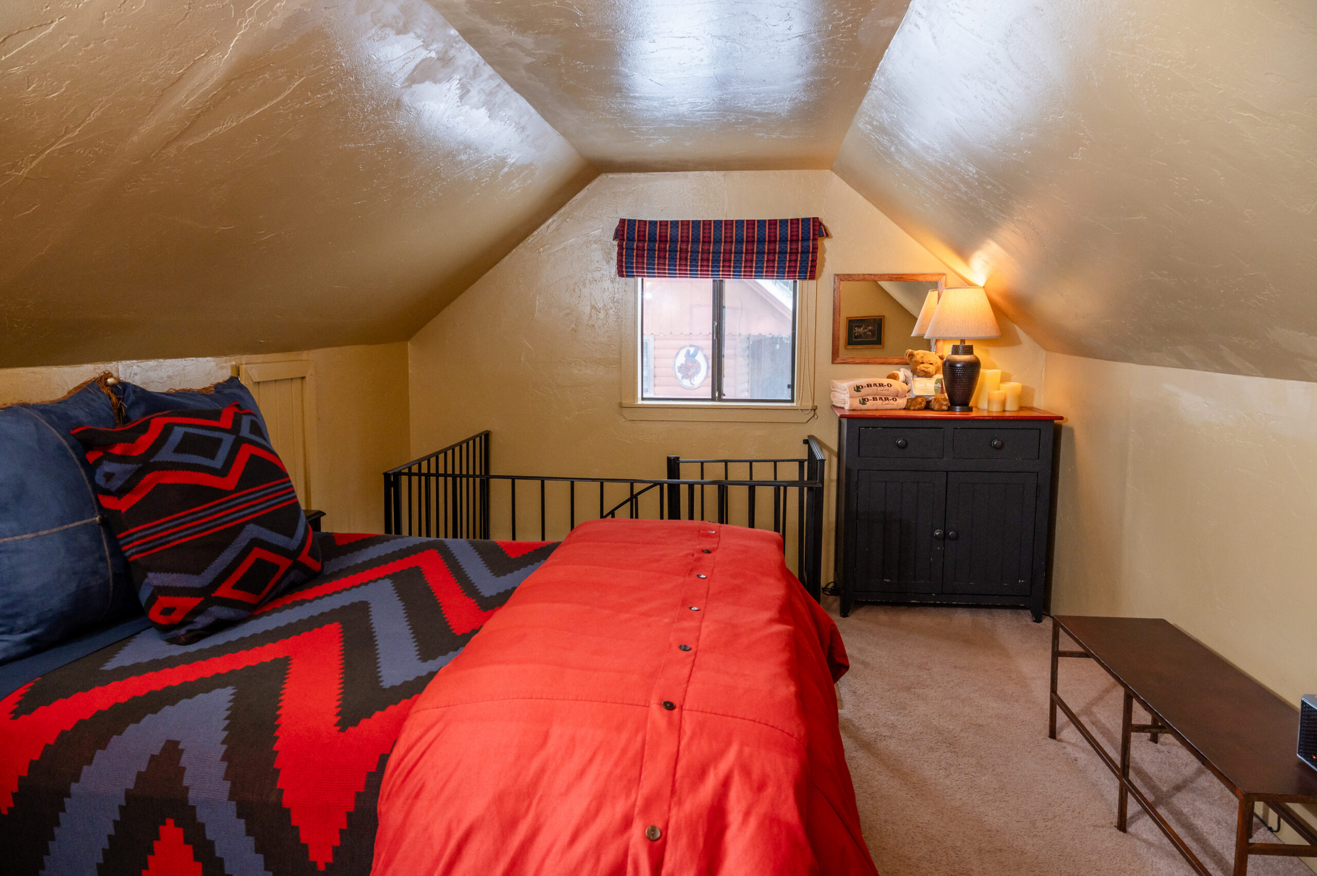 bluespruce bedroom3