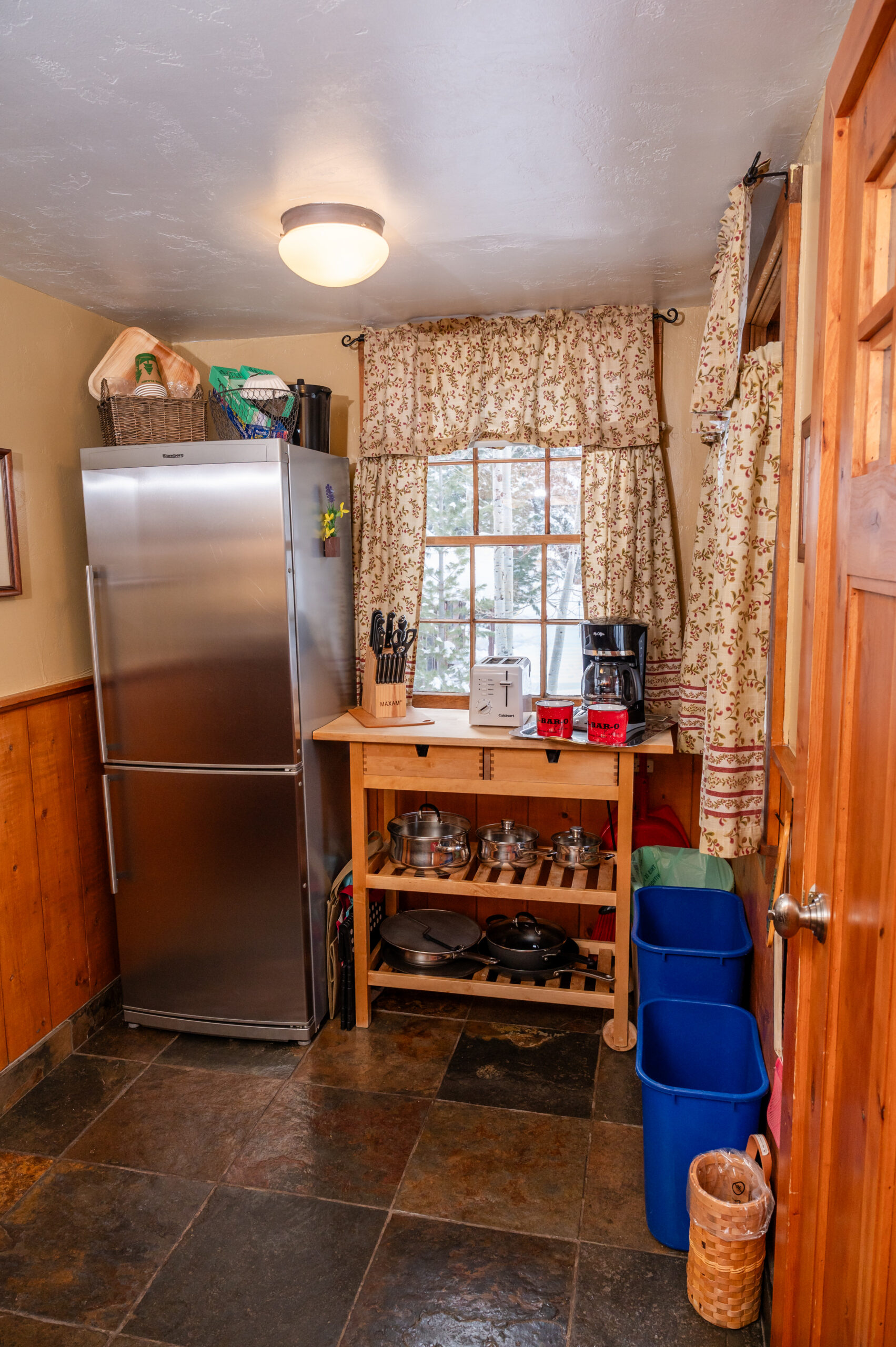 hummingbird kitchen