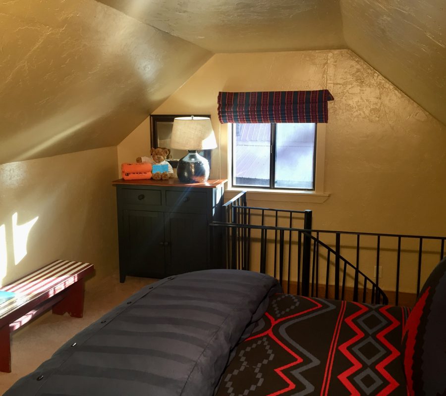 Aspen bedroom2