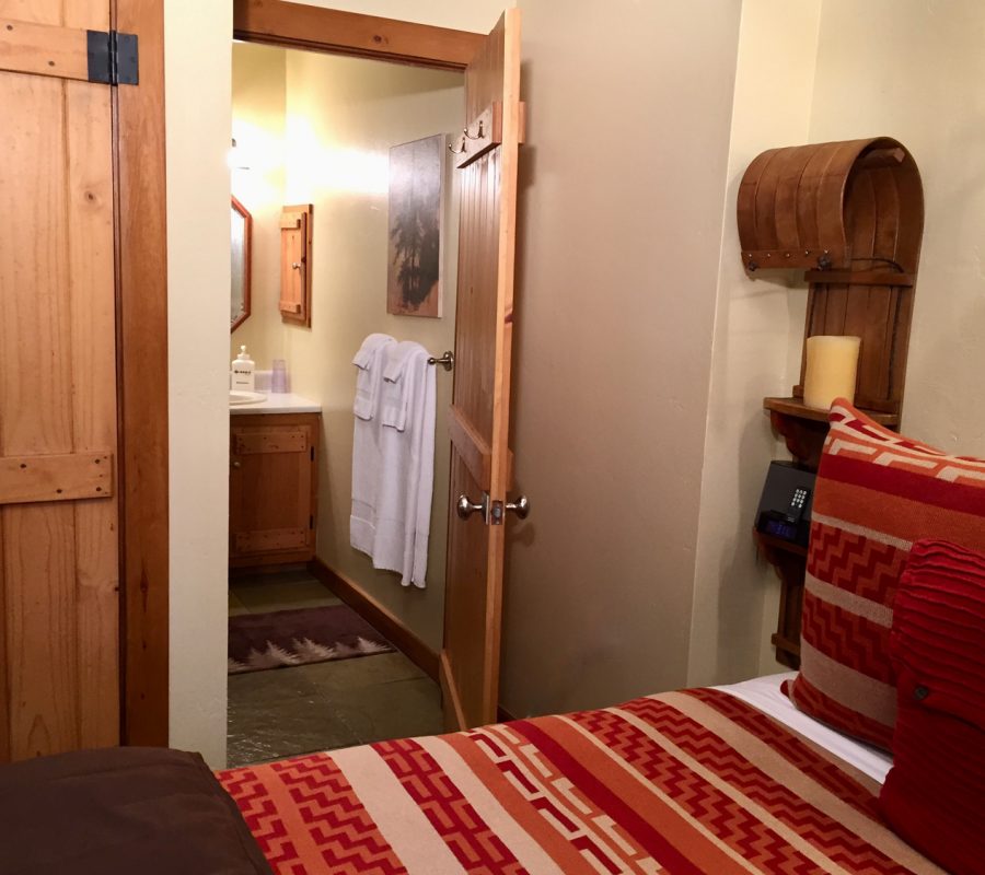 Birdsnest bedroom 1