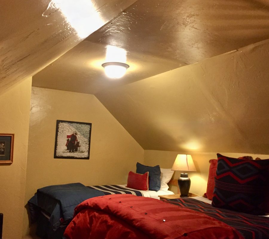Bluespruce bedroom2