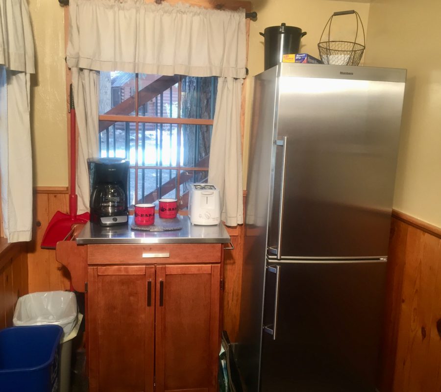 Chipmunk kitchen2