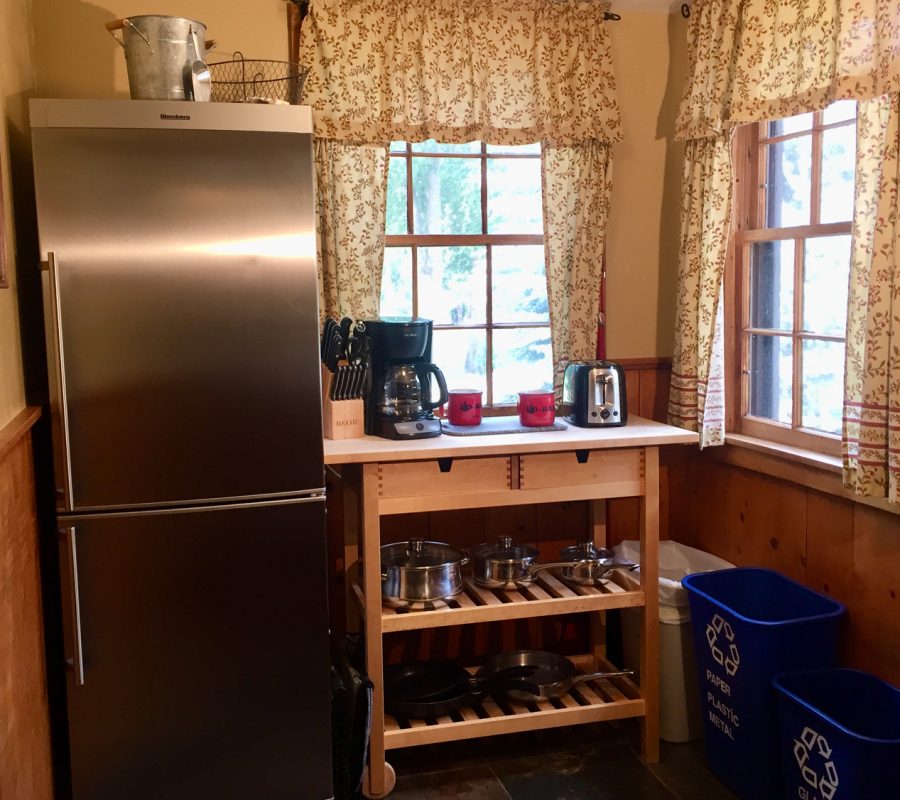 hummingbird kitchenette